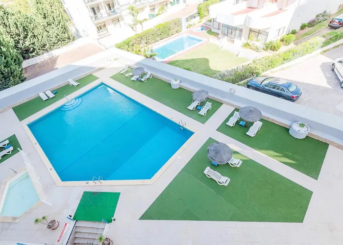 Apartamento Em Albufeira - Condominio Com Piscina
